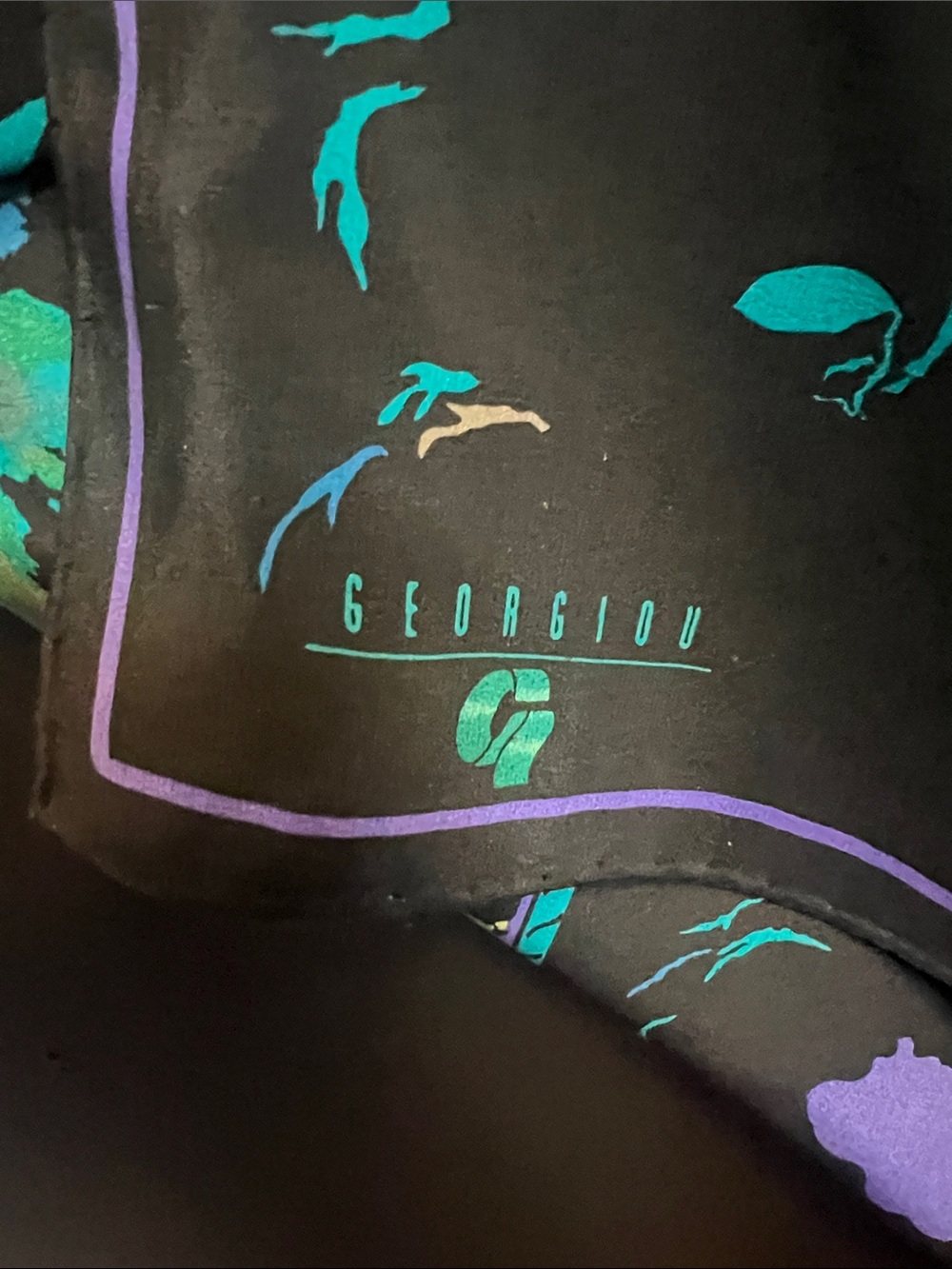 Georgiou Vintage Floral Scarf - Picture 2 of 2